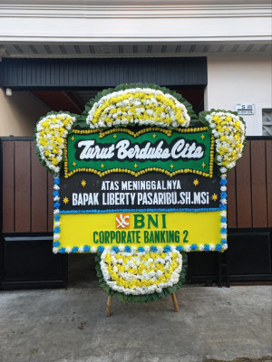 Papan Bunga Duka di Cimahpar
